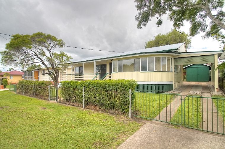 11 Cairns Road, EBBW VALE, QLD 4304