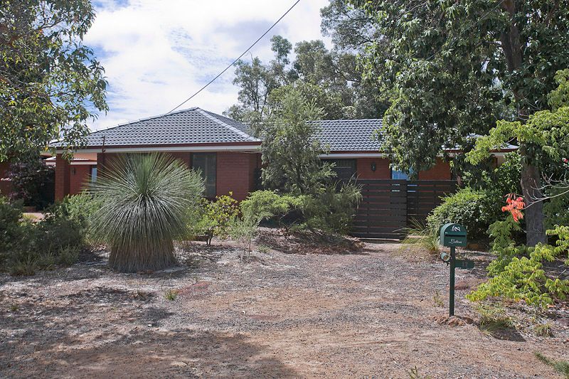17 Rosemount Terrace, LESMURDIE, WA 6076