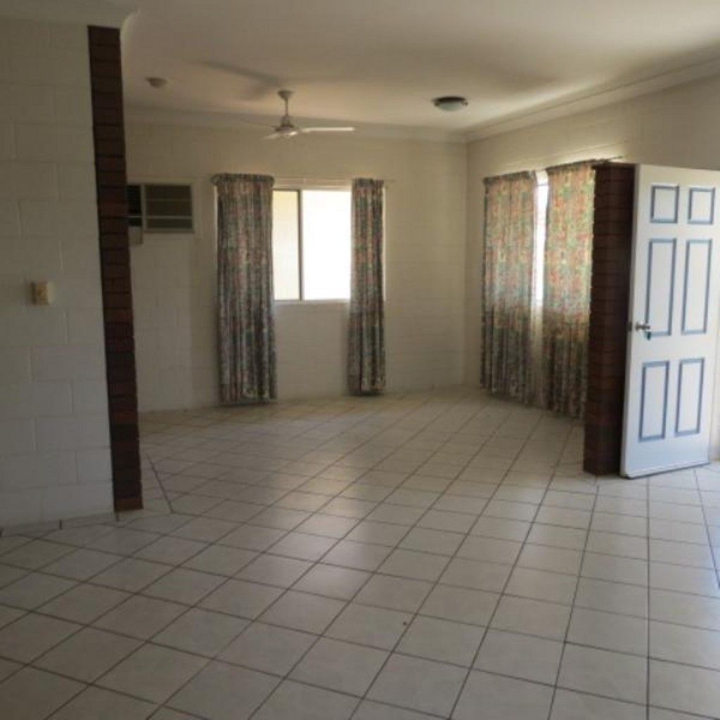 7 Vicki Close, EMERALD, QLD 4720