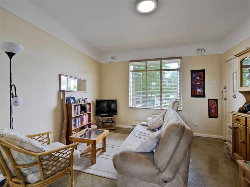 4/17 ELYSTAN Road, NEW FARM, QLD 4005