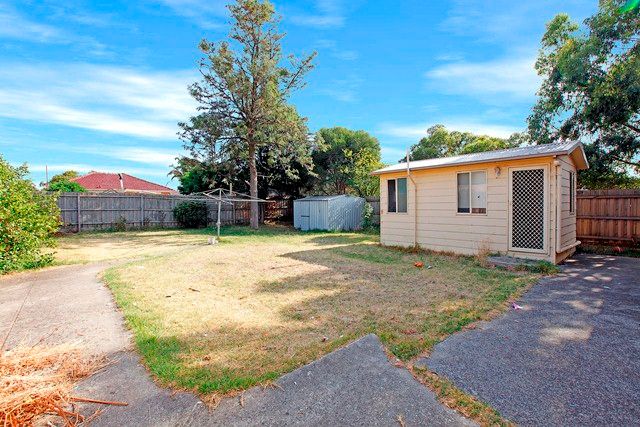 3 Keilor Avenue, RESERVOIR, VIC 3073
