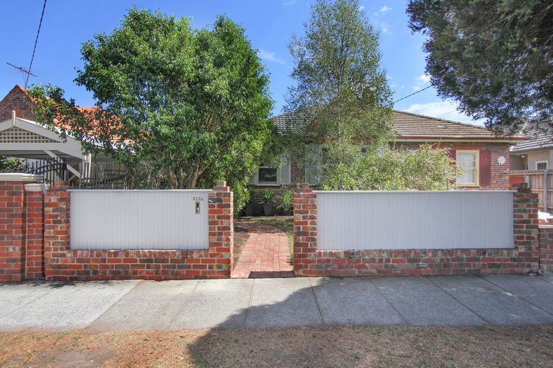 213A Koornang Road, CARNEGIE, VIC 3163