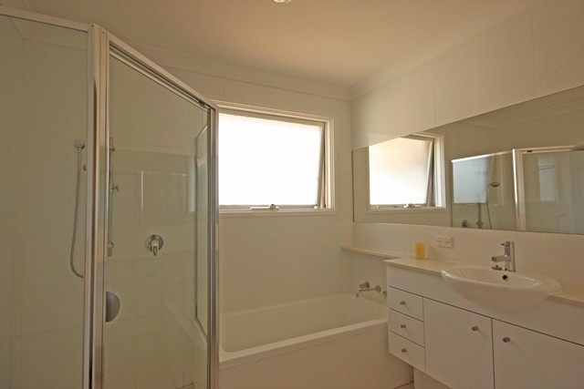 42 Manooka Crescent, BRADBURY, NSW 2560