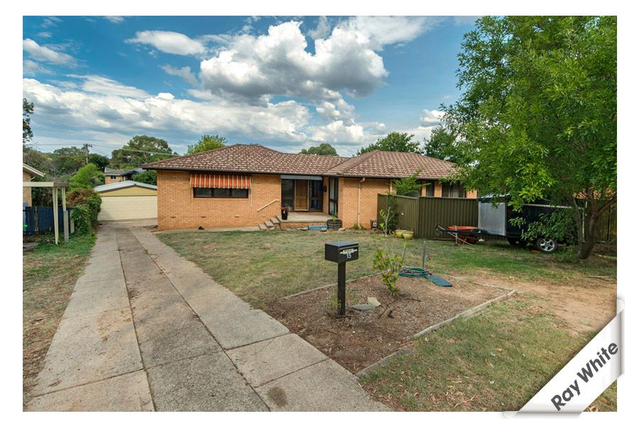 15 Cumpston Place, MACGREGOR ACT 2615