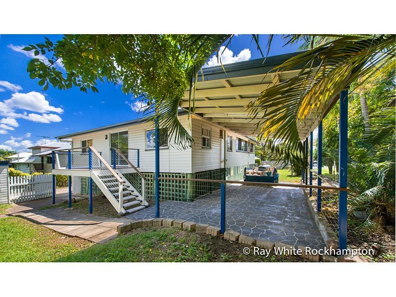 15 Flynn Street, THE RANGE, QLD 4700