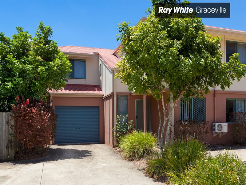 11 Oakmont Avenue, OXLEY QLD 4075