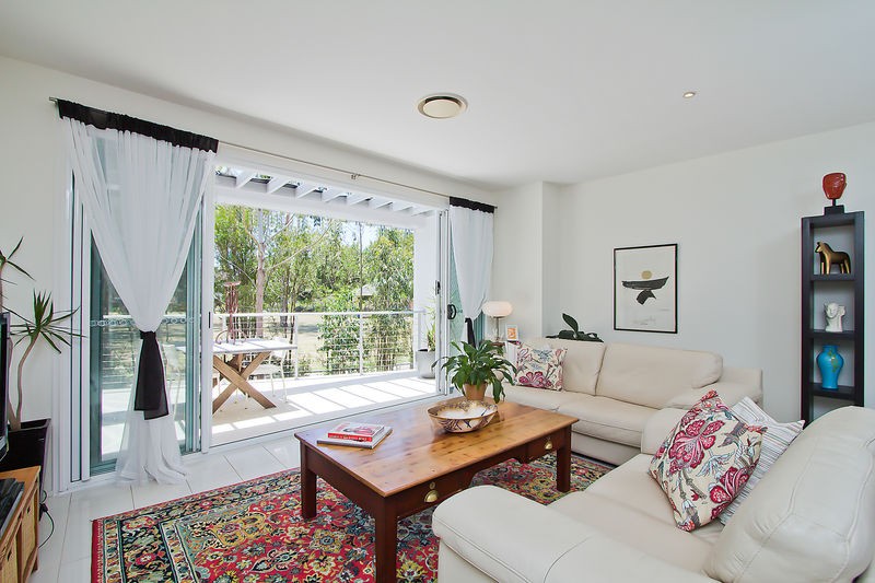 9/11 Cezaire Avenue, VARSITY LAKES, QLD 4227