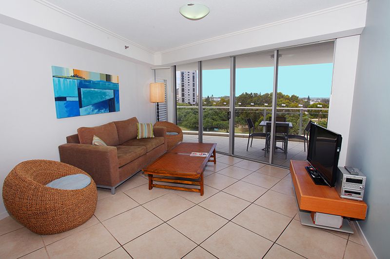 14 Aerodrome Road, MAROOCHYDORE QLD 4558