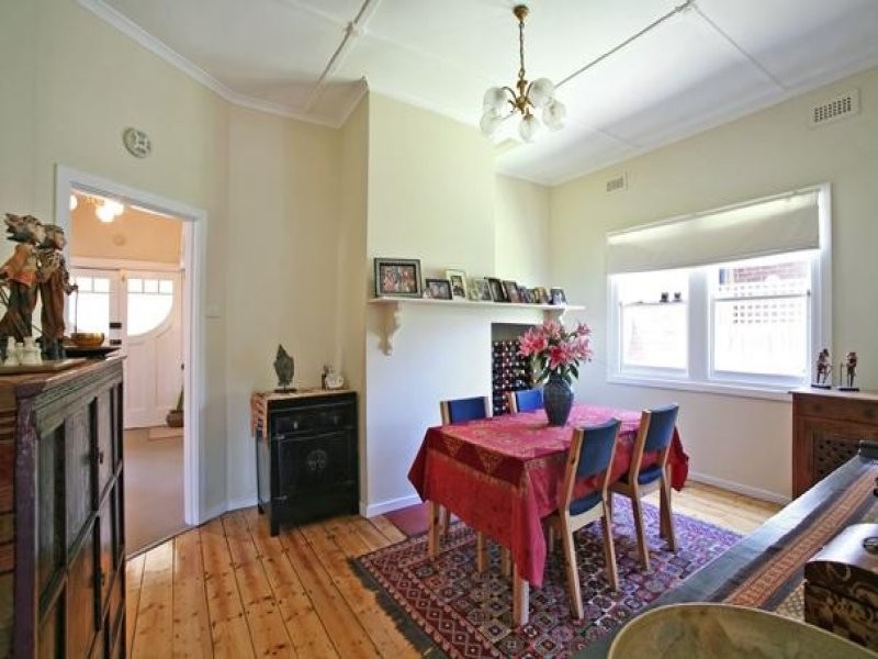 76 Oakleigh Road, CARNEGIE, VIC 3163
