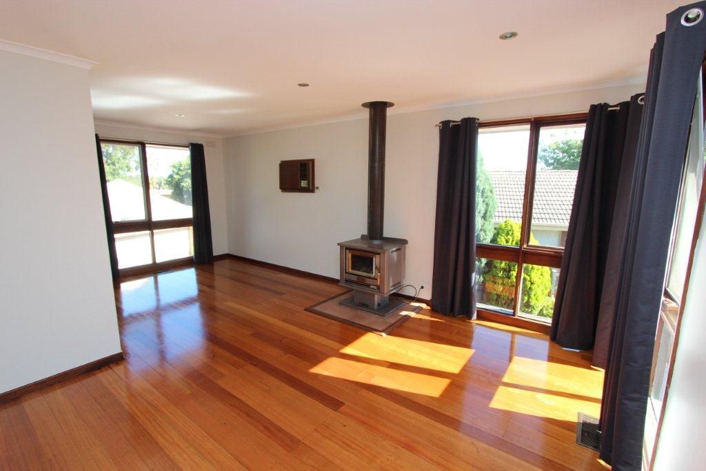 33 Thornhill Road, HIGHTON, VIC 3216