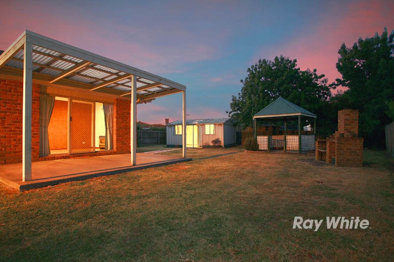 67 Lawless Drive, CRANBOURNE NORTH, VIC 3977