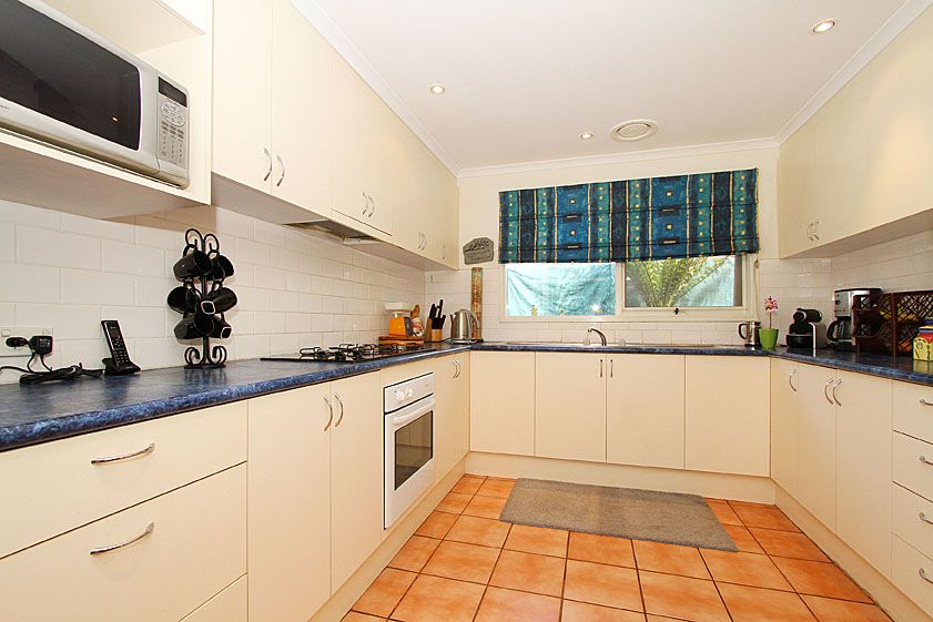 3 Gloaming Court, MILL PARK, VIC 3082