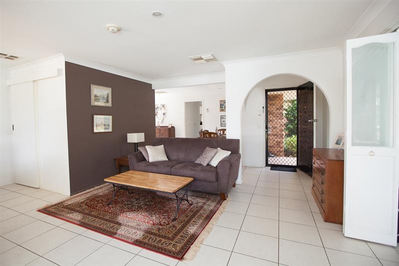 27 Beveridge Crescent, DUBBO, NSW 2830