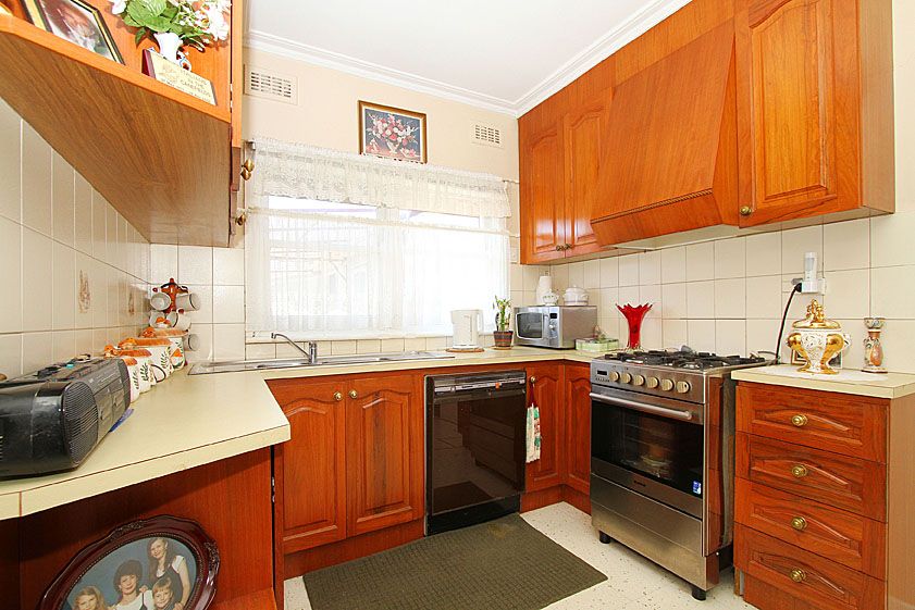 72 Queens Parade, FAWKNER, VIC 3060
