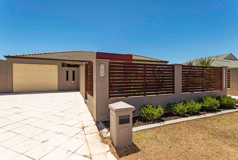 4 Blackbird Glen, QUINNS ROCKS, WA 6030