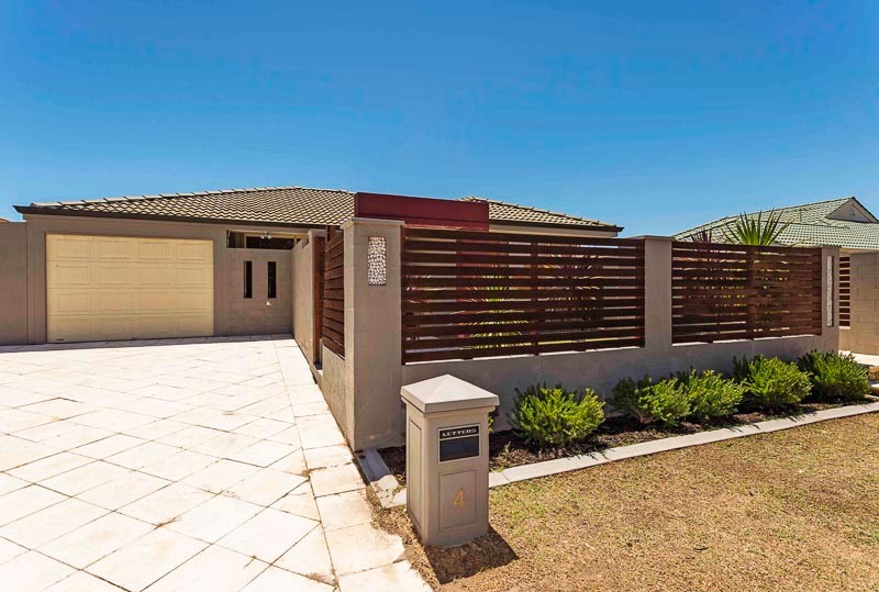 4 Blackbird Glen, QUINNS ROCKS, WA 6030