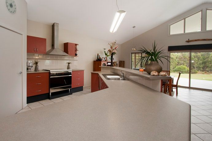 18 Monterey Drive, NOWRA HILL, NSW 2540