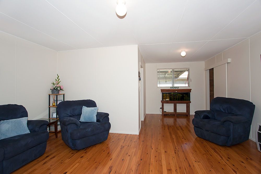 12 Farr Street, Kearneys Spring, QLD 4350