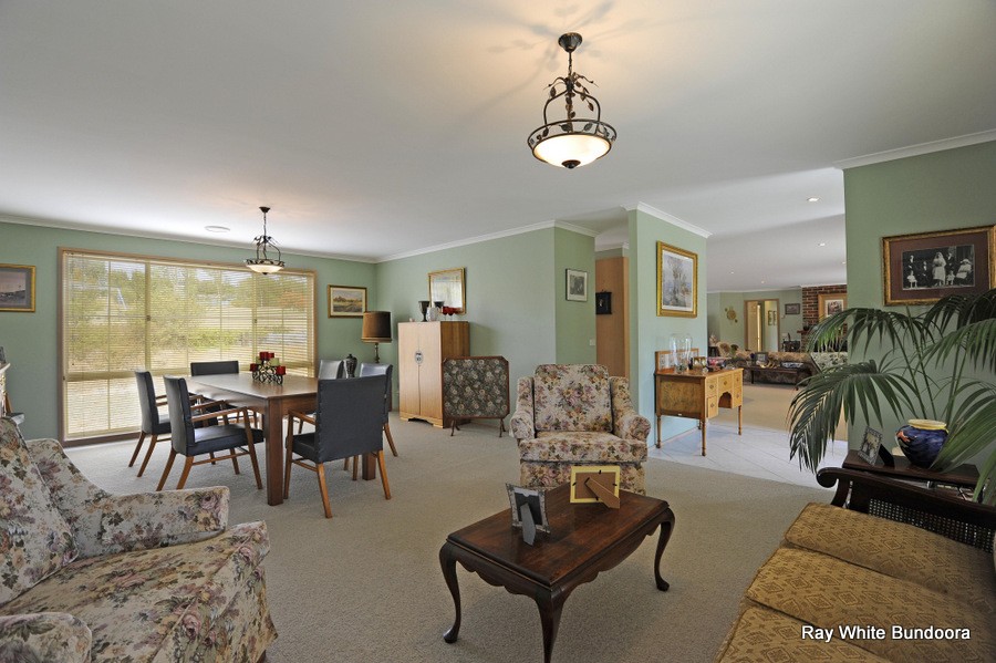 1 Windsor Drive, WALLAN, VIC 3756