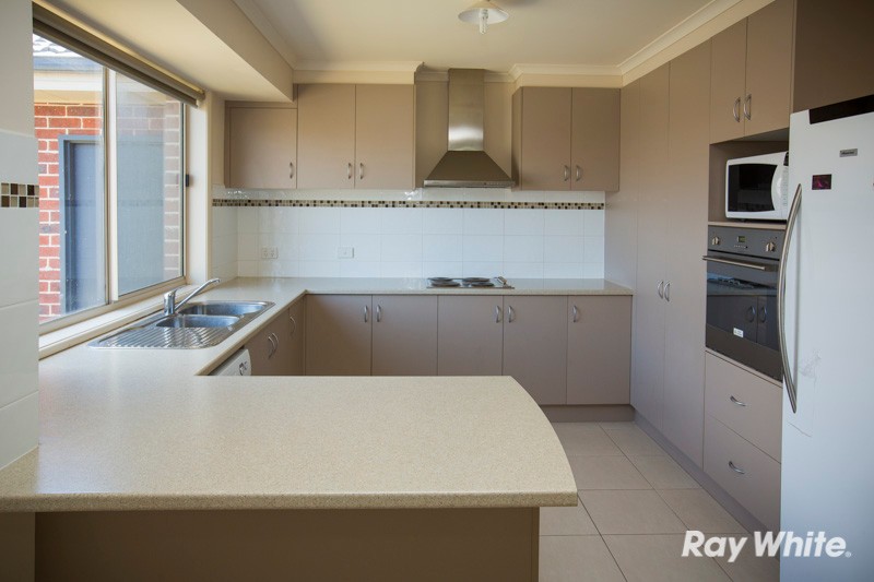 4/1-3 Gardner Street, KOO WEE RUP, VIC 3981