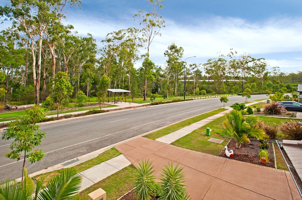 77 Cardena Drive, Augustine Heights, QLD 4300