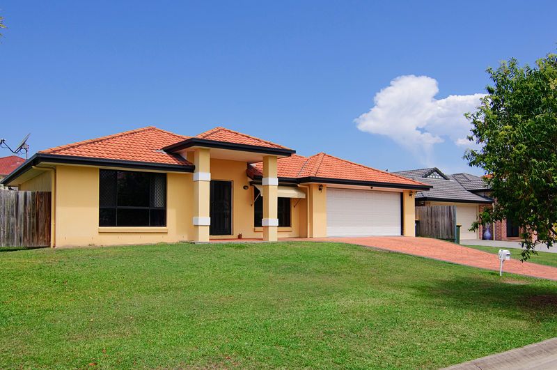 60 Juniper Circuit, STRETTON QLD 4116