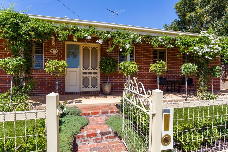 1/1 Felix Street, GROVEDALE, VIC 3216