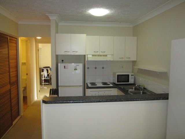 2 Allamanda Residences, 14 Spendelove Avenue, SOUTHPORT, QLD 4215