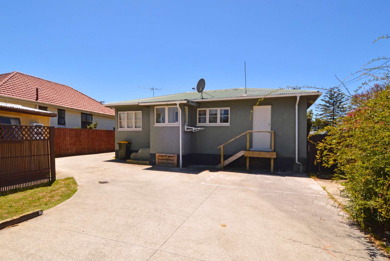 217 Great South Road, Manurewa, Manukau City Real Estate Ray White