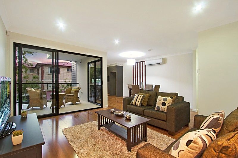 9 Haig Street, COORPAROO QLD 4151