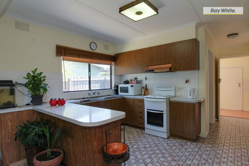 102 Ocean Street, ROSEBUD, VIC 3939