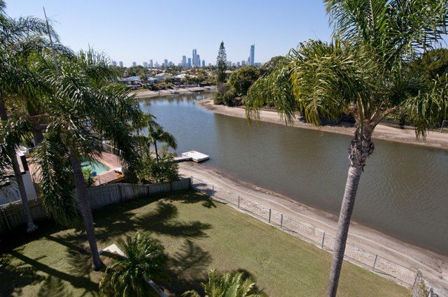 125 Campbell Street, SORRENTO QLD 4217