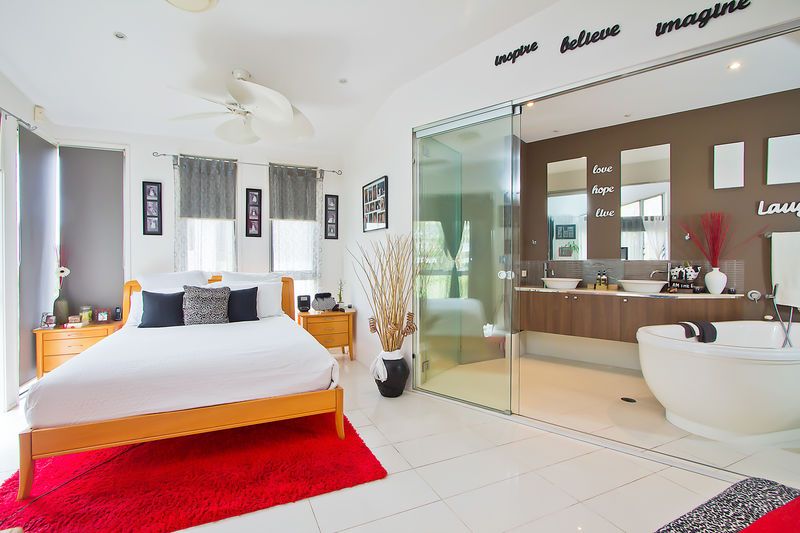 11 Cezaire Avenue, VARSITY LAKES QLD 4227