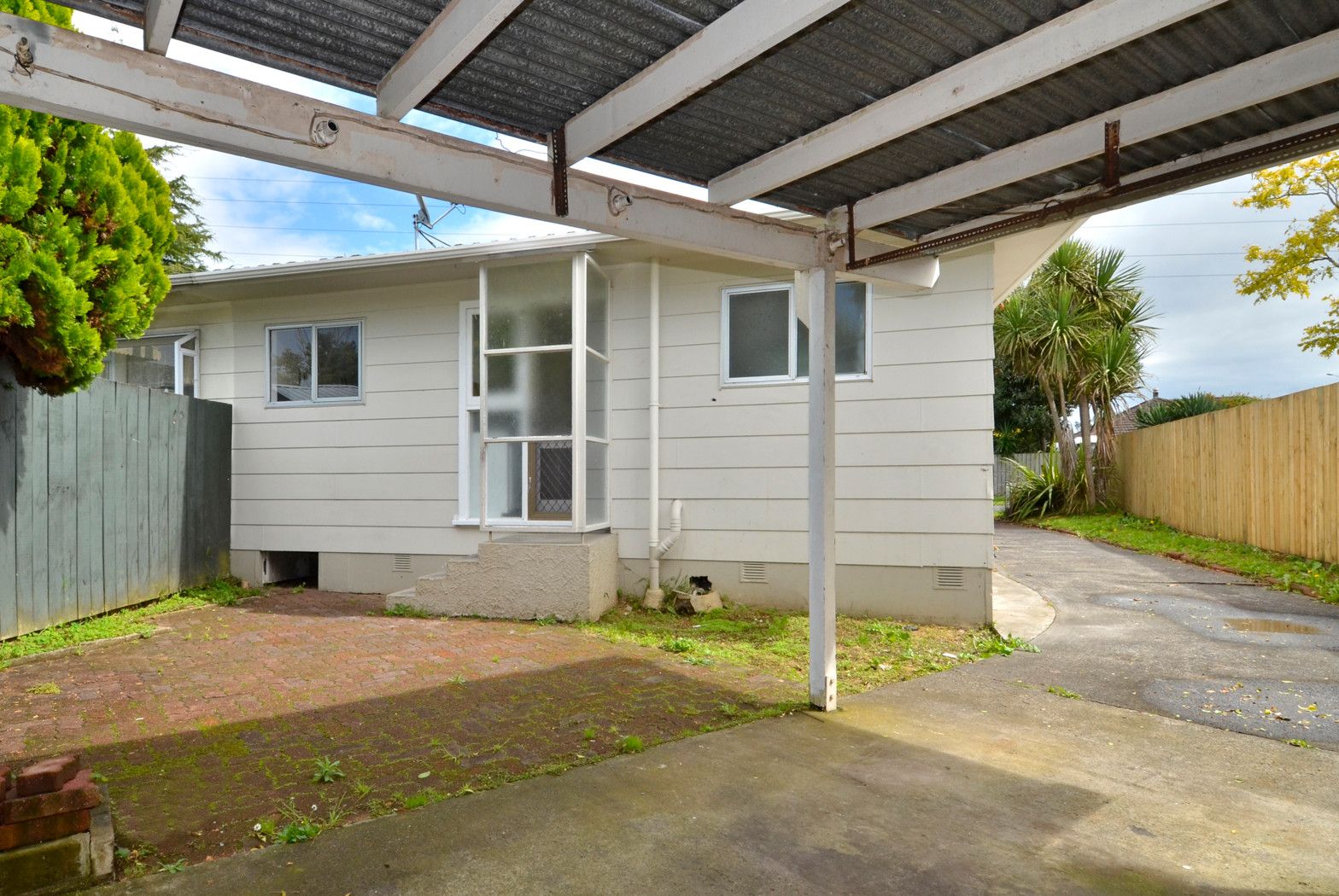 1/25 Challen Close, CONIFER GROVE, Manukau City