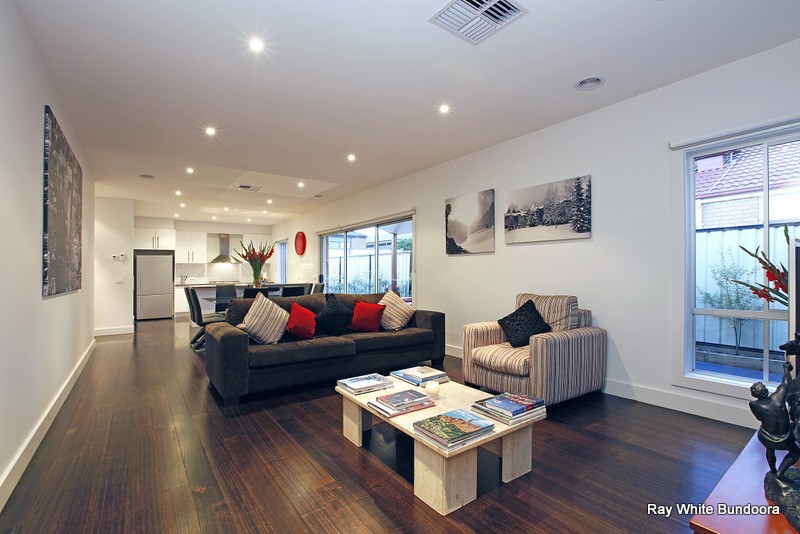 19 Anglers Drive, EPPING, VIC 3076