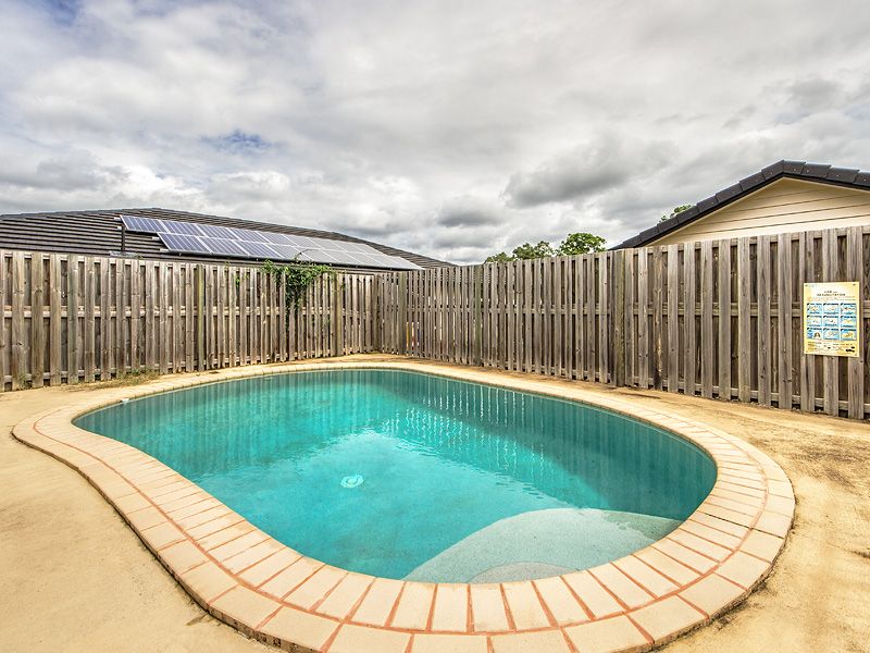 10 Parrot Court, GILSTON, QLD 4211