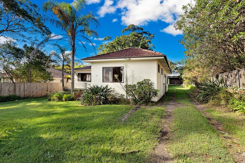 8 Brown Street, FORESTVILLE NSW 2087