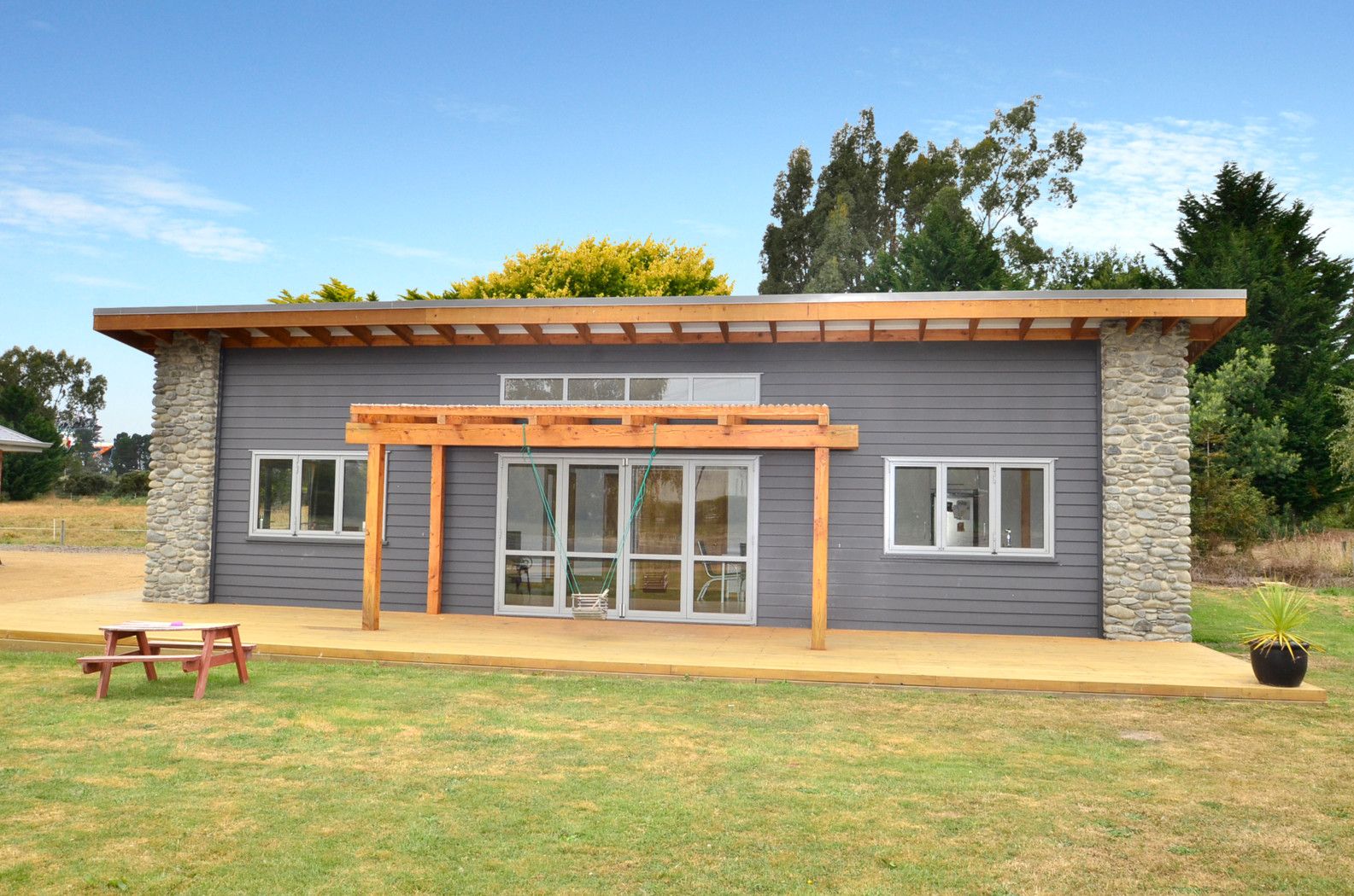 WAIKOUAITI, Dunedin City