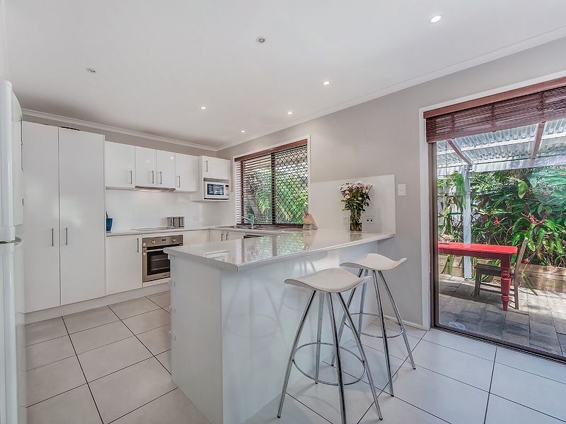 4 Emperor Avenue, MAROOCHYDORE, QLD 4558