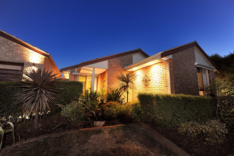 13 Whipbird Court, ROWVILLE, VIC 3178