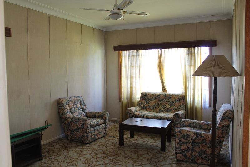 GLENFIELD, NSW 2167