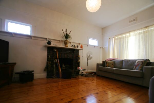 12 Overton Road, FRANKSTON, VIC 3199