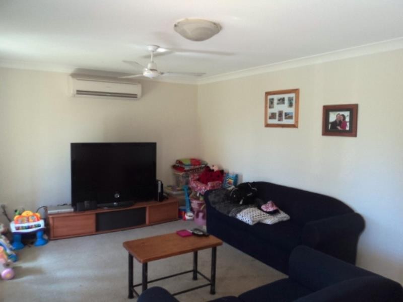 6 Azure Crescent, GRIFFIN, QLD 4503