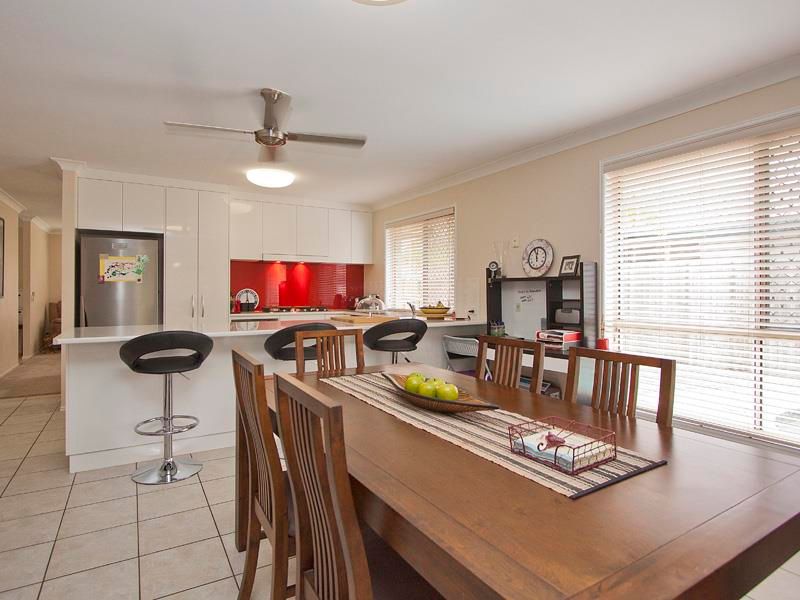 4 Firbank Place, BOONDALL, QLD 4034
