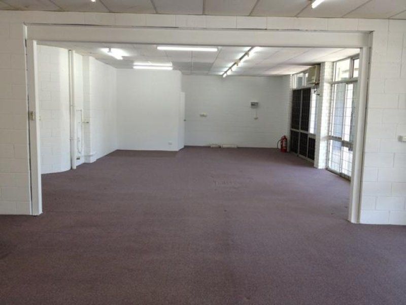 KINGSTON, QLD 4114