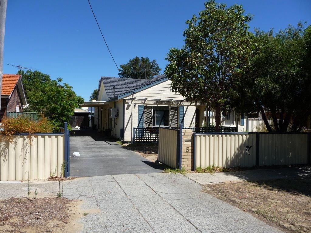 5 Hailsham Road, NOLLAMARA, WA 6061