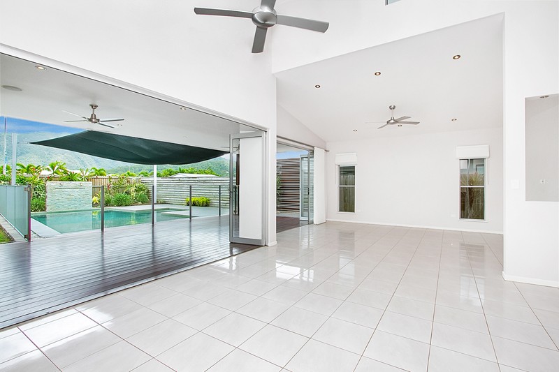 28 Fossilbrook Bend, TRINITY PARK, QLD 4879