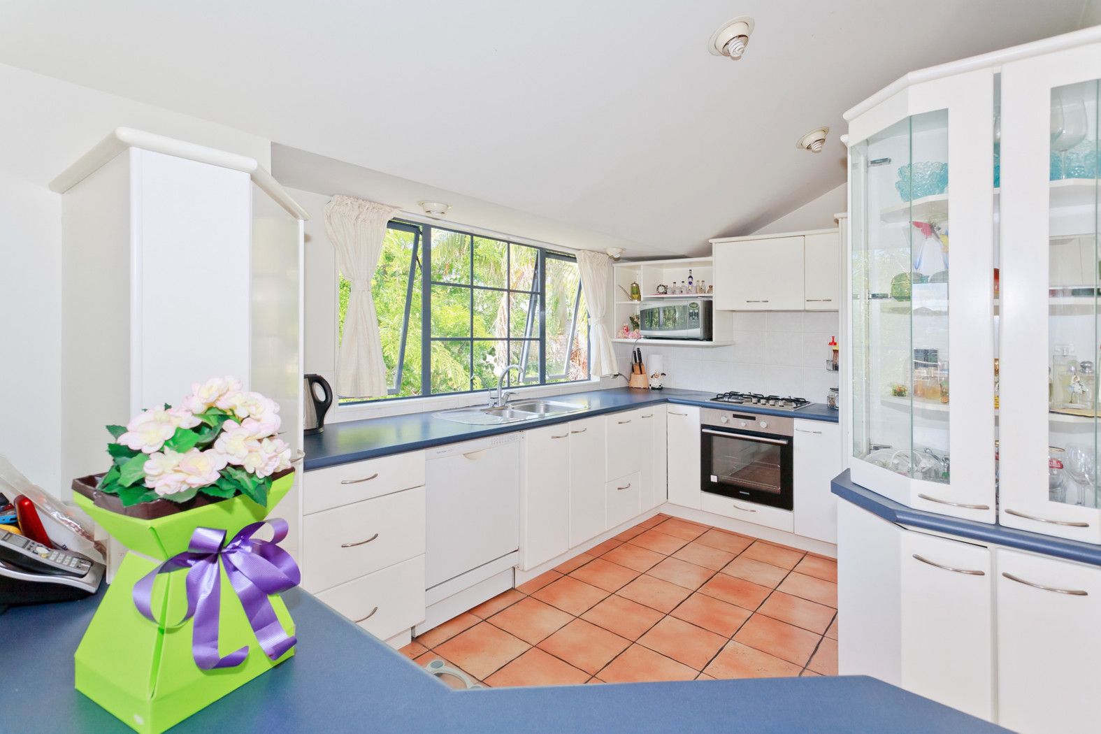 72 Saddleback Rise, MURRAYS BAY, North Shore City