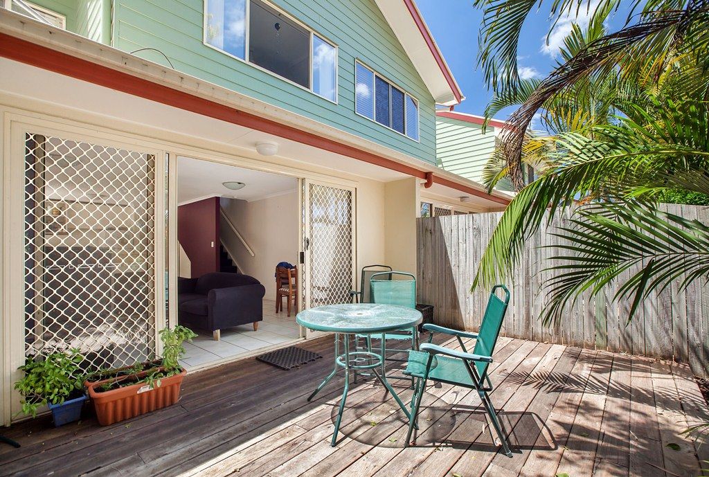 17 Scholars Drive, SIPPY DOWNS QLD 4556