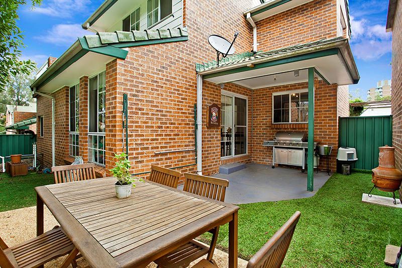 27 Staff Street, WOLLONGONG NSW 2500